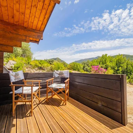 Cubo's Pure Nature High Privacy One Semesterbostad *